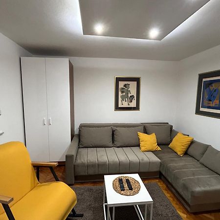 Martina Lux Apartment Belgrad Exterior foto
